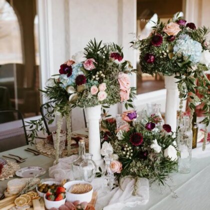 Majlis Grand Arrangement — 201 Roses